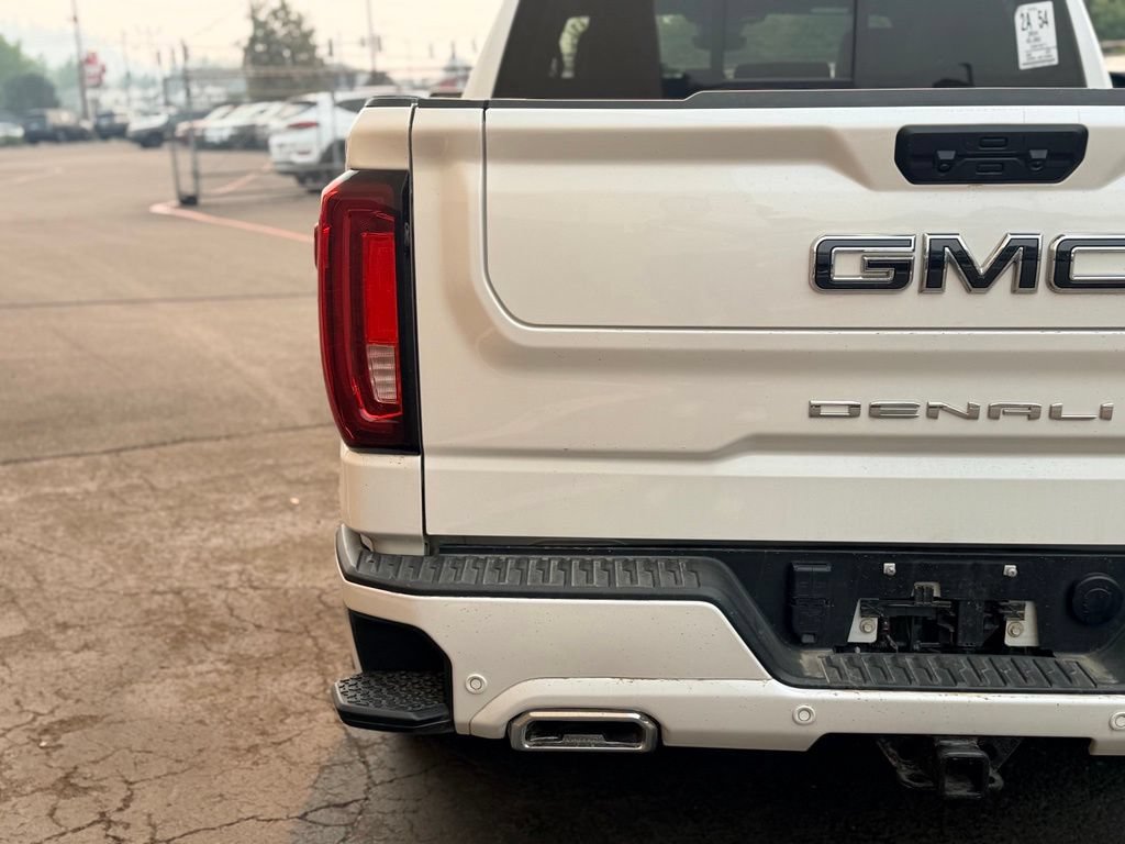 Used 2024 GMC Sierra 1500 Denali Ultimate AWD/4WD image 8