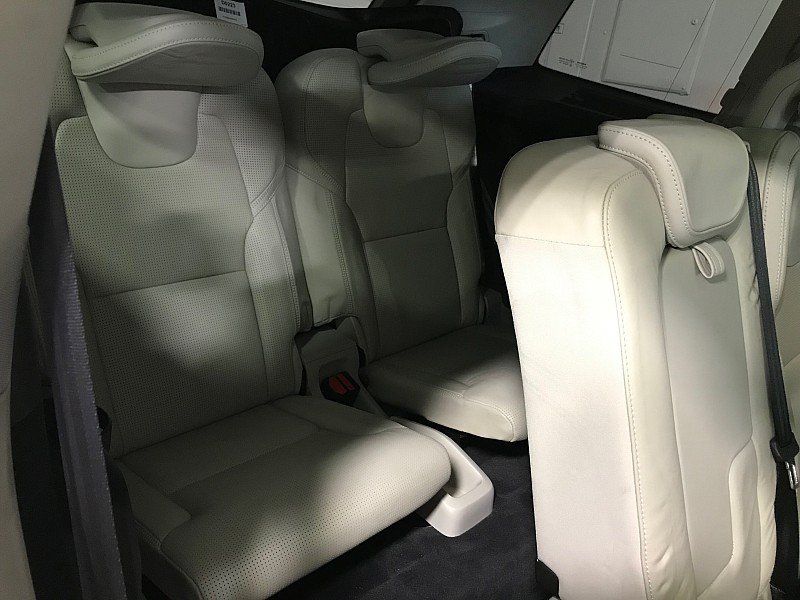 Used 2016 Volvo XC90 T6 Inscription w/ Vision Package AWD/4WD image 19