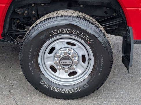 Used 2021 Ford F250 XL w/ Power Equipment Group image 14