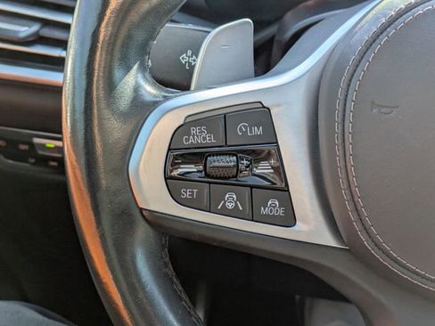 Used 2021 BMW X7 M50i image 28