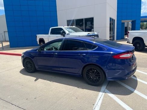 Used 2013 Ford Fusion SE FWD image 8