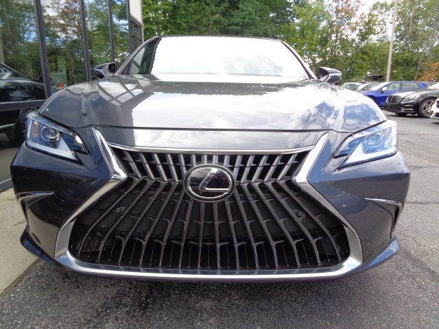 Used 2022 Lexus ES 350 w/ Premium Package FWD image 2