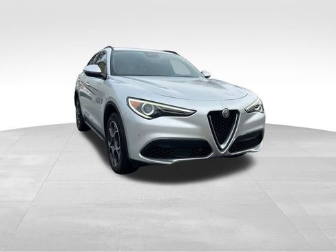Used 2018 Alfa Romeo Stelvio Ti Sport image 7