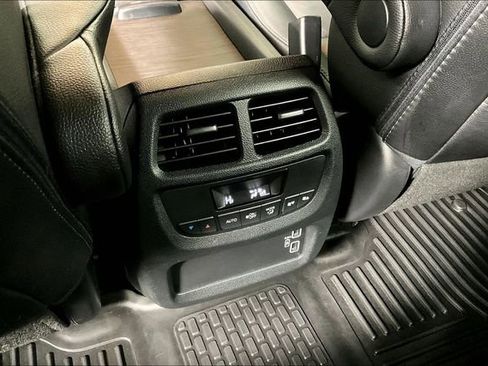 Used 2022 Honda Pilot Special Edition image 36