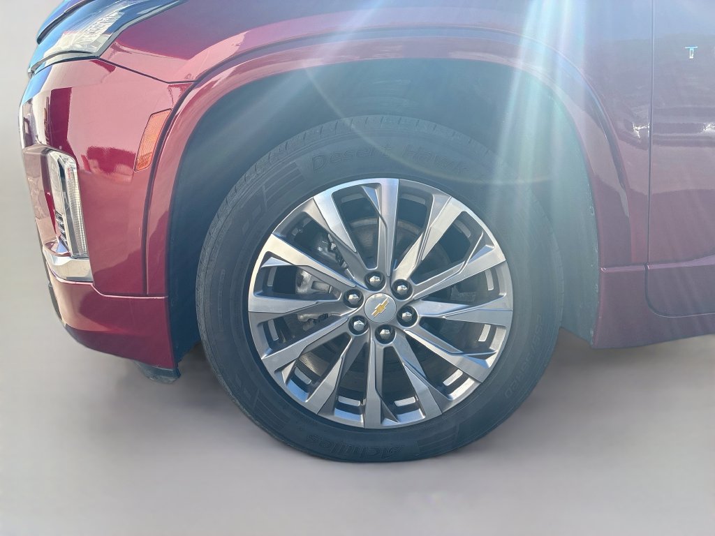 Used 2023 Chevrolet Traverse Premier w/ LPO, Floor Liner Package FWD image 32