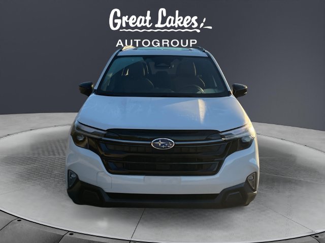 Certified 2025 Subaru Forester Touring AWD/4WD image 8