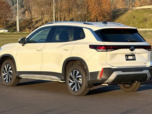 New 2026 Volkswagen Tiguan S AWD/4WD image 5