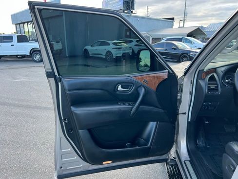 Used 2019 INFINITI QX80 Luxe w/ Cargo Package image 25