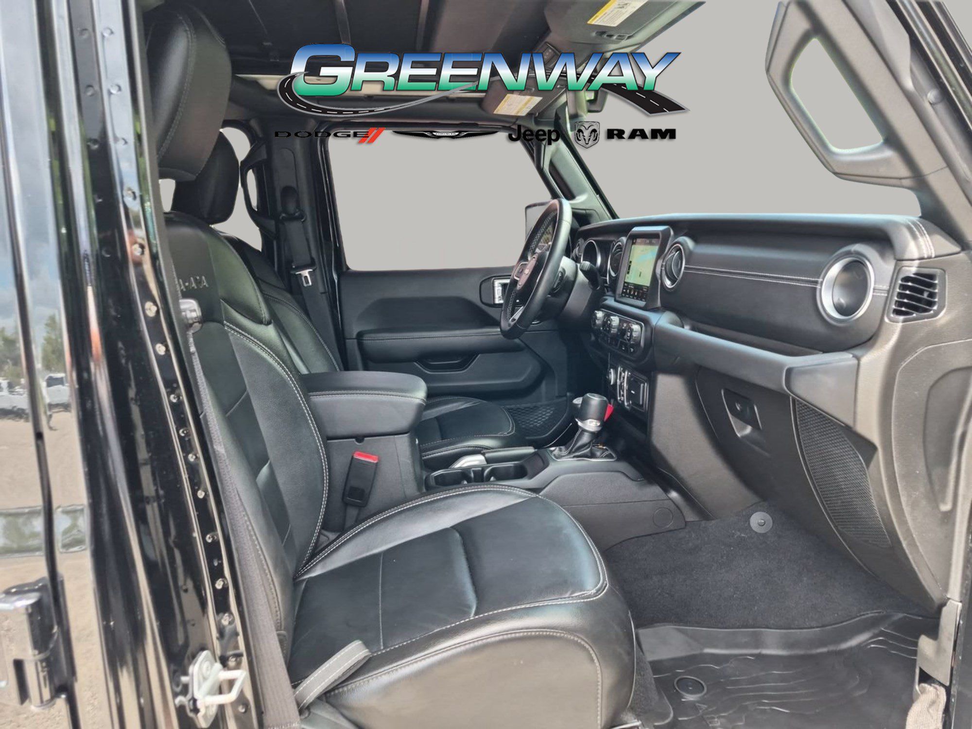 Used 2022 Jeep Wrangler Unlimited Sahara AWD/4WD image 7