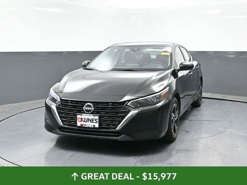Used 2024 Nissan Sentra SV image 8