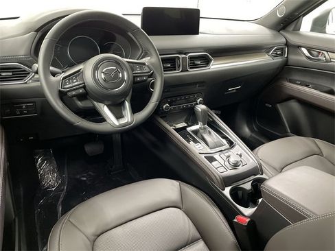 New 2025 MAZDA CX-5 Signature image 18