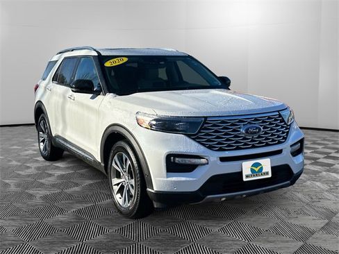 Used 2020 Ford Explorer Platinum w/ Premium Technology Package image 7