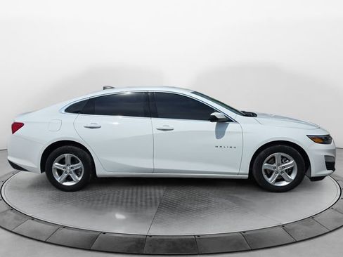 Used 2024 Chevrolet Malibu LS w/ Driver Confidence Package FWD image 4