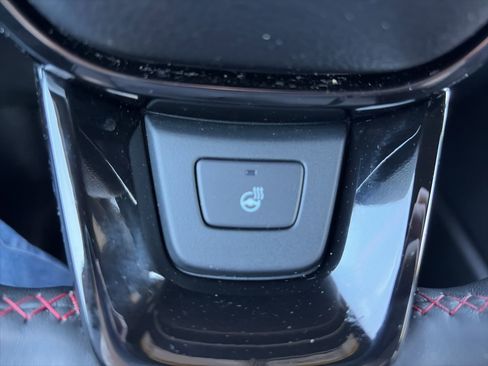 Used 2025 Honda Pilot Black Edition image 19