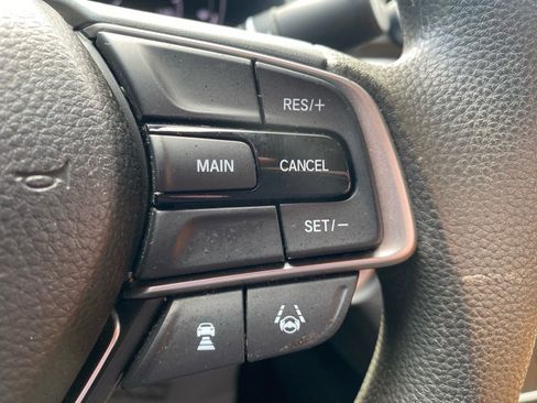Used 2020 Honda Accord EX image 24