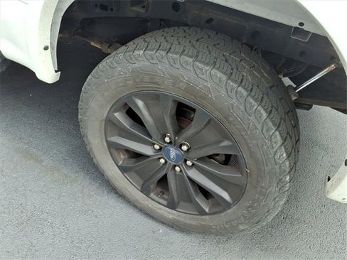 Used 2019 Ford F150 XLT w/ Equipment Group 302A Luxury image 19