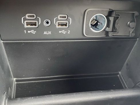 New 2025 Jeep Grand Cherokee Limited image 25