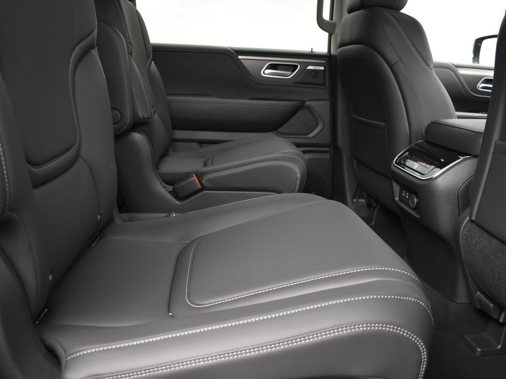 Used 2025 INFINITI QX80 Pure RWD image 23