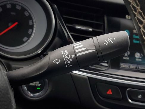 Used 2018 Buick Regal Essence w/ Driver Confidence Package #1 image 24