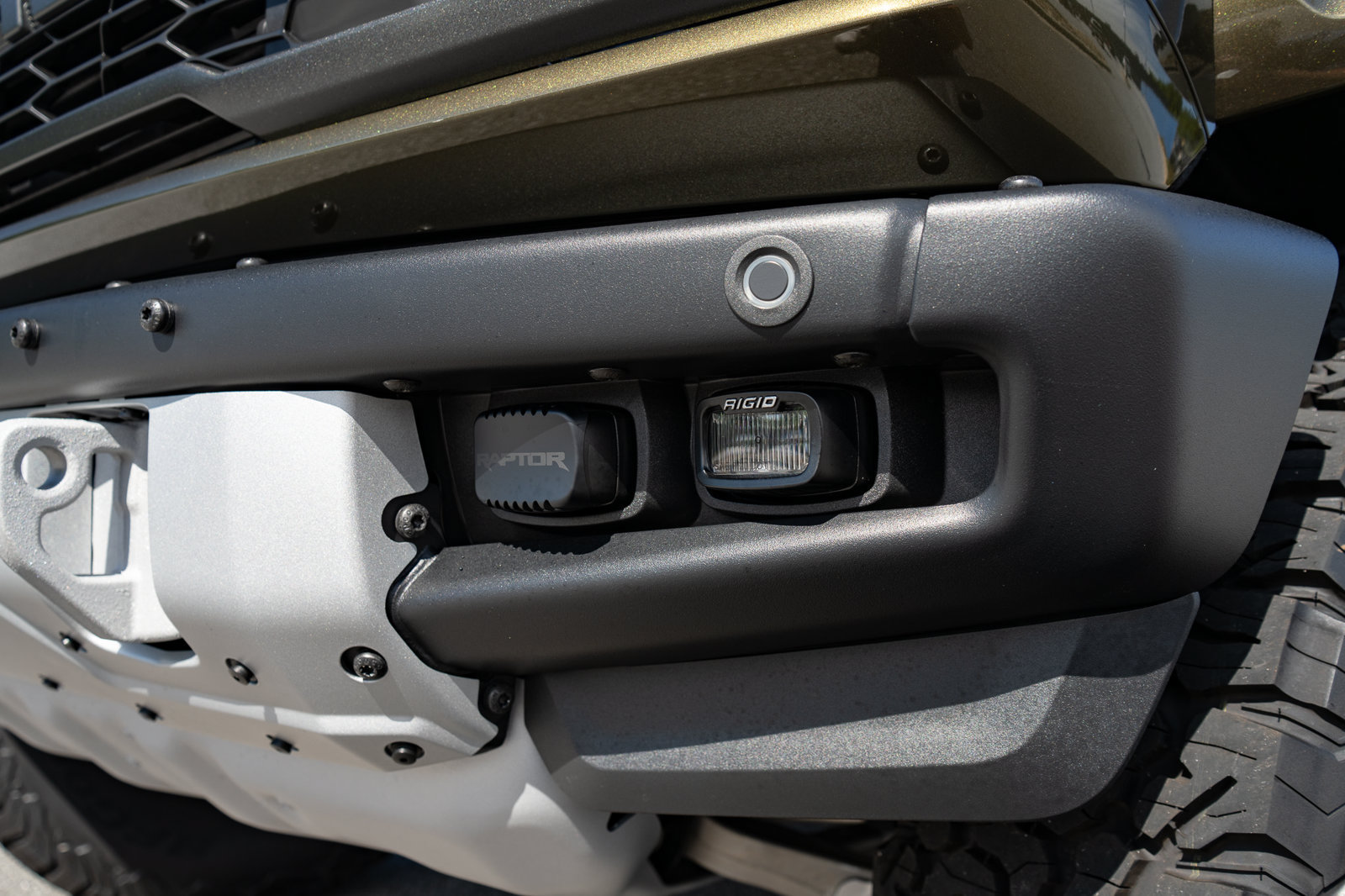 New 2026 Ford Bronco Raptor w/ Interior Carbon Fiber Pack AWD/4WD image 8