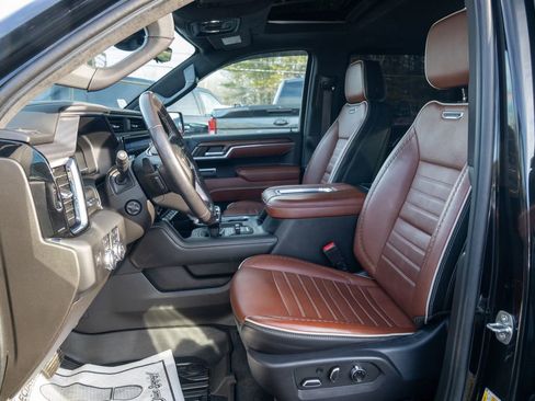 Used 2022 GMC Sierra 1500 Denali Ultimate image 25