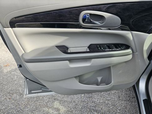 Used 2017 Buick Enclave Convenience w/ Trailering Package image 12