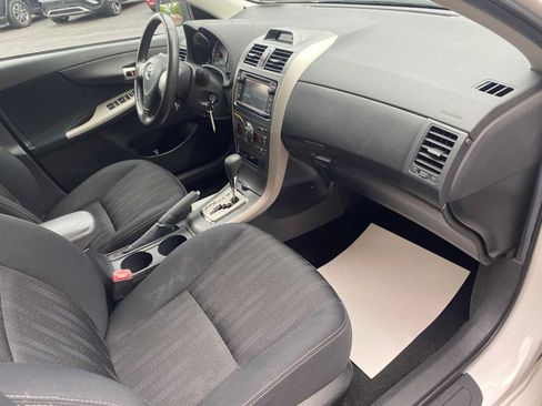 Used 2013 Toyota Corolla S w/ Premium Pkg FWD image 21