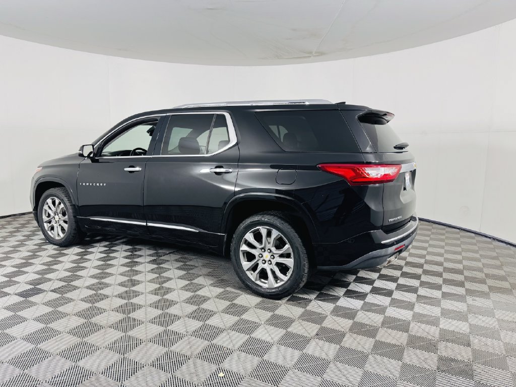 Used 2019 Chevrolet Traverse Premier w/ Driver Confidence II Package FWD image 27