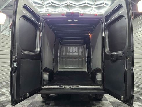 Used 2023 RAM ProMaster 2500 FWD image 11