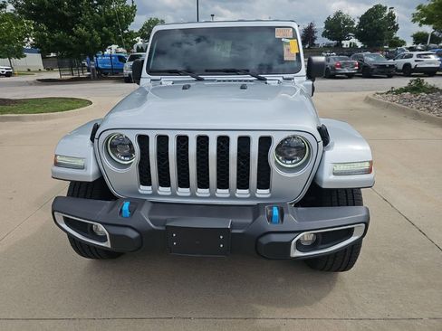 Used 2023 Jeep Wrangler Unlimited Sahara AWD/4WD image 2