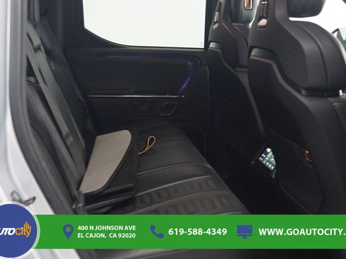 Used 2022 Rivian R1T Adventure AWD/4WD image 13
