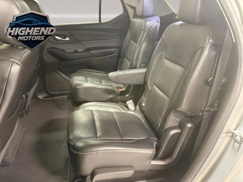Used 2019 Chevrolet Traverse Premier w/ Driver Confidence II Package image 16