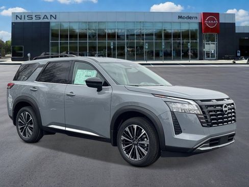 New 2026 Nissan Pathfinder Platinum AWD/4WD image 7