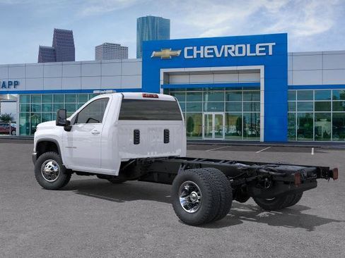 New 2026 Chevrolet Silverado 3500 LT w/ Convenience Package RWD image 27
