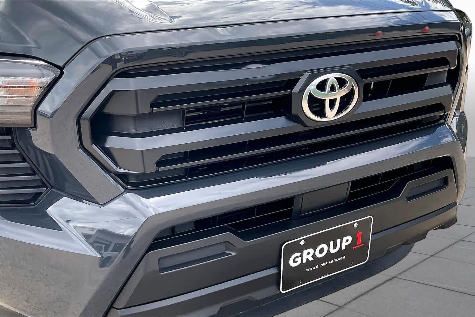 Used 2026 Toyota Tacoma SR AWD/4WD image 29