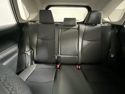 Used 2025 Toyota RAV4 LE AWD/4WD image 32