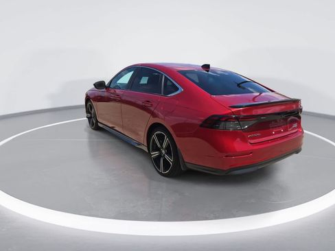 Used 2024 Honda Accord Sport image 6