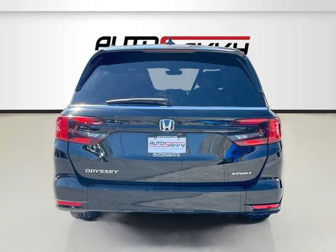 Used 2024 Honda Odyssey Sport image 6