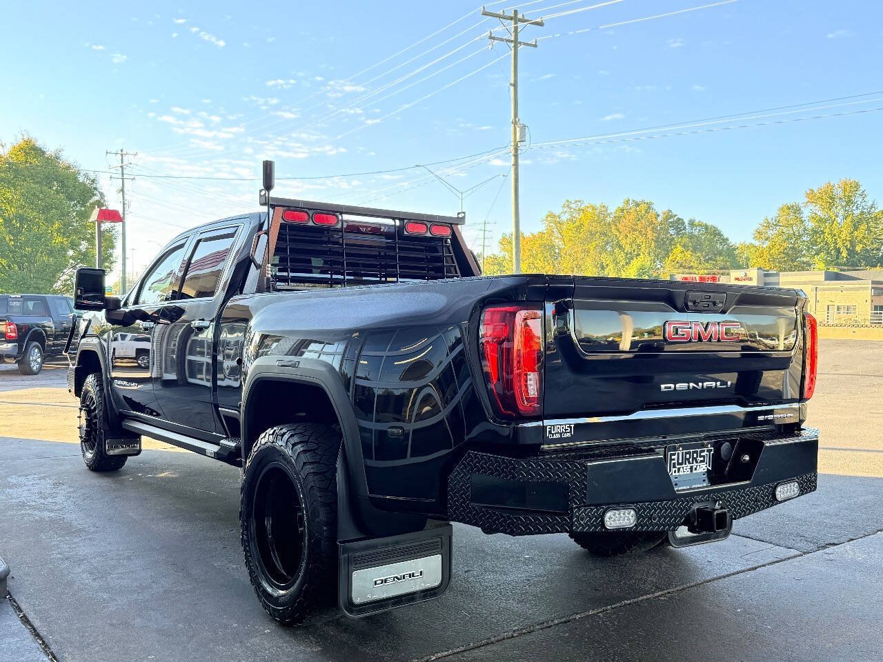 Used 2022 GMC Sierra 3500 Denali w/ Denali Ultimate Package AWD/4WD image 5