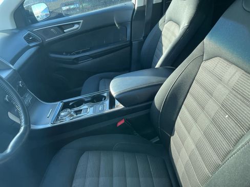 Used 2019 Ford Edge SEL image 23