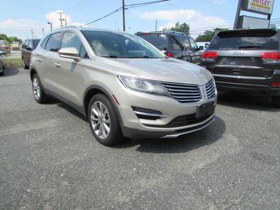 Used 2017 Lincoln MKC Select w/ Lincoln MKC Climate Package