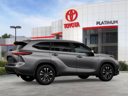 New 2026 Toyota Highlander XLE AWD/4WD image 11