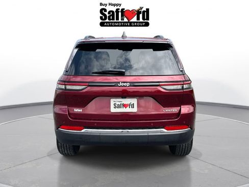 Used 2025 Jeep Grand Cherokee Limited RWD image 6