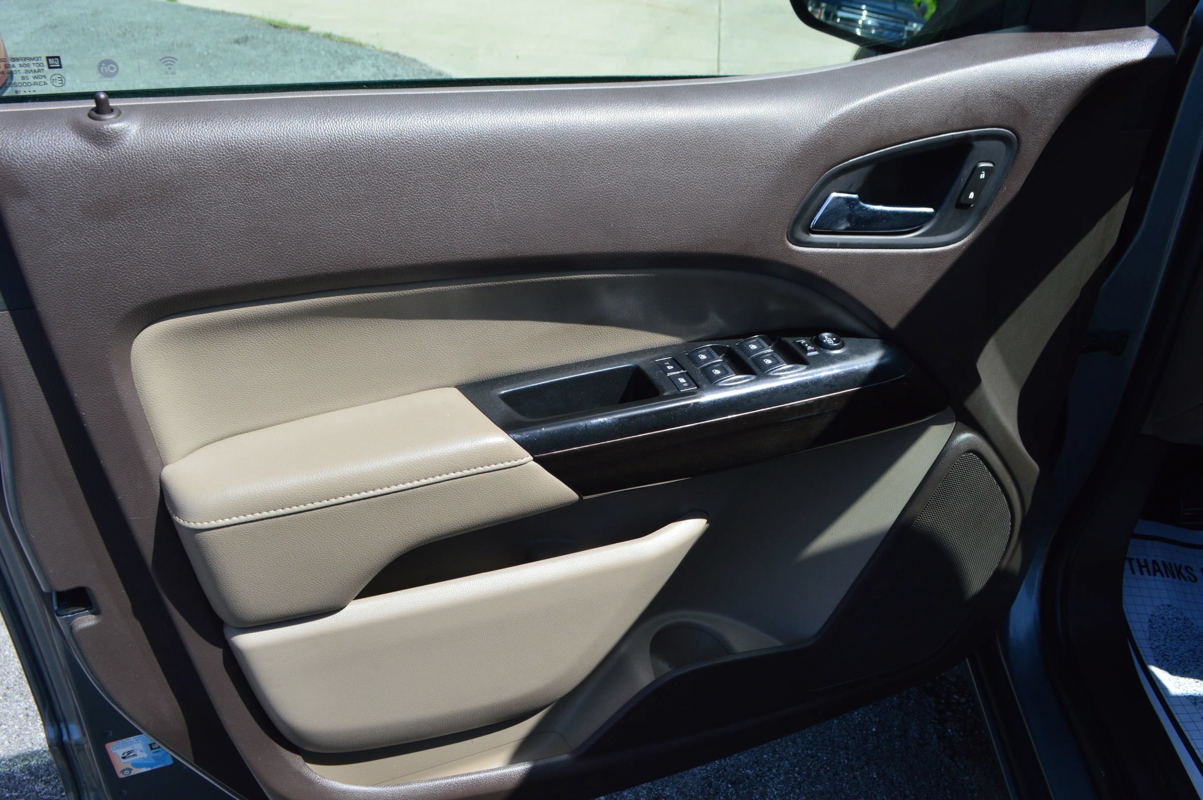 Used 2018 GMC Canyon SLE RWD image 14