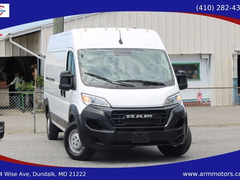 Used 2023 RAM ProMaster 2500 FWD image 1