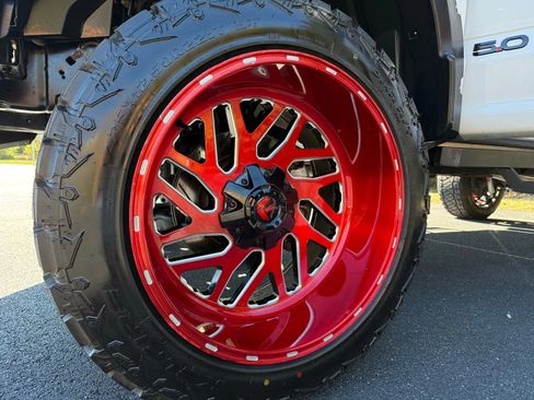 Used 2019 Ford F150 XLT w/ Equipment Group 302A Luxury image 26