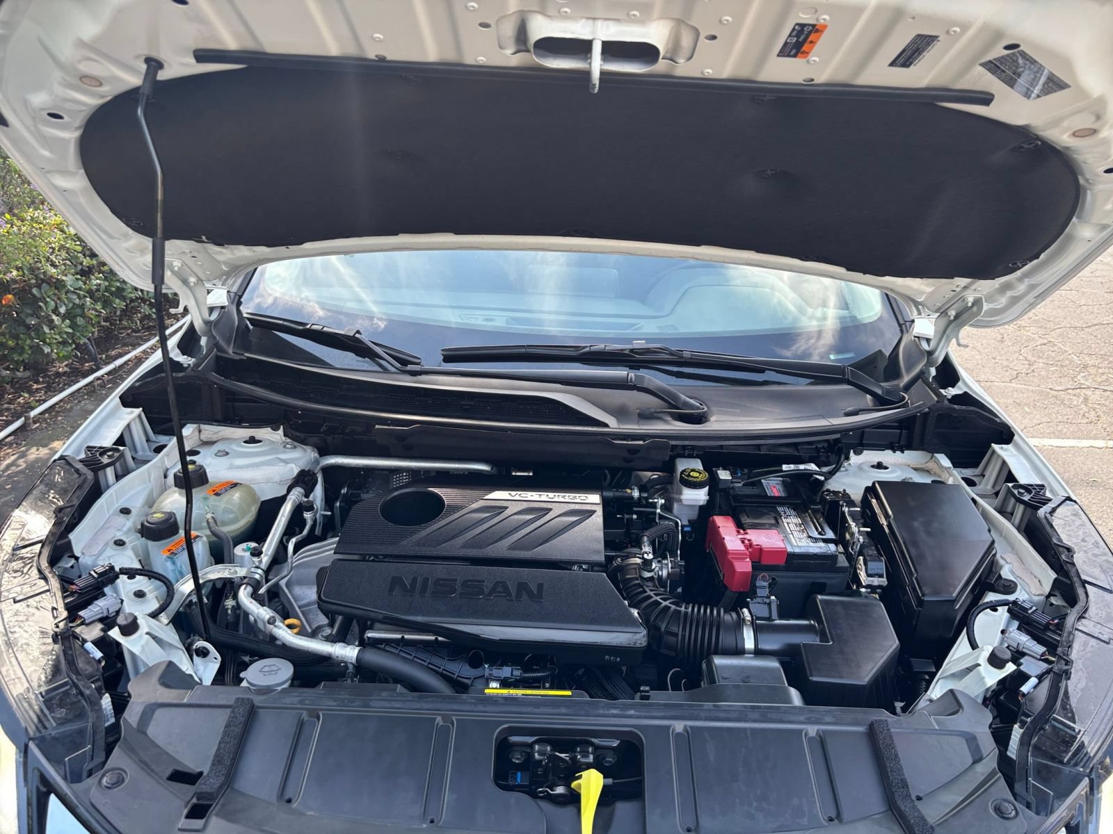 Used 2025 Nissan Rogue SV AWD/4WD image 33