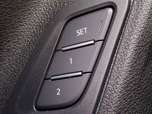 Certified 2025 Audi Q3 2.0T Premium w/ Convenience Package image 25