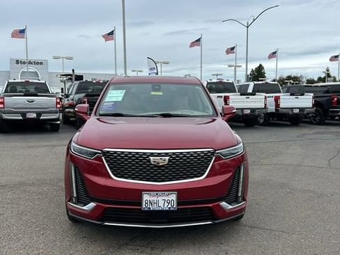 Used 2020 Cadillac XT6 Premium Luxury w/ Platinum Package image 9