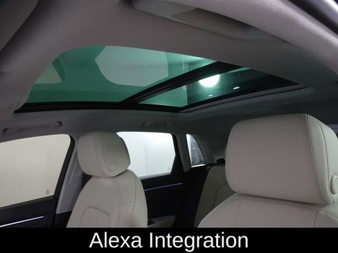 Used 2024 Audi Q3 2.0T Premium Plus image 13